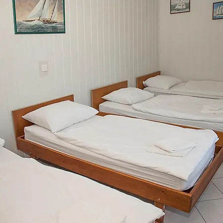 Paolija App2 *