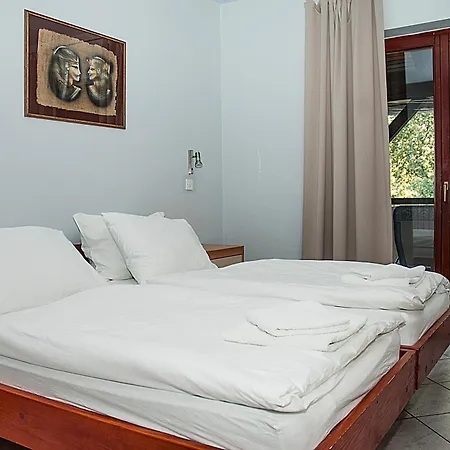 Paolija App2 Apartman *