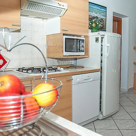 Paolija App2 Bužinija